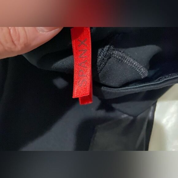 Spanx Faux Leather Moto Leggings High Waisted Ponte‎ Seamless Knit 7/8 Pant - Picture 7 of 10